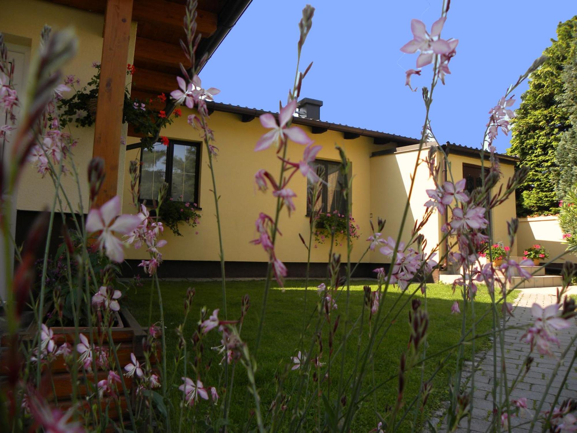 Appartement/Ferienhaus Sonnenhain Sollenau Exterior foto